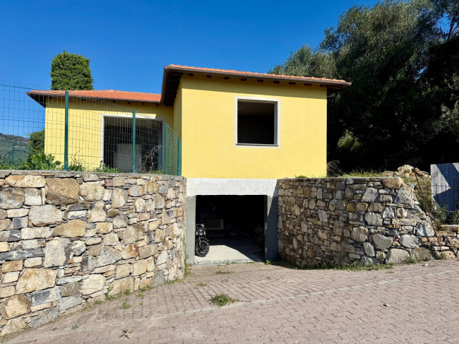 Villa in Vendita a Diano Marina