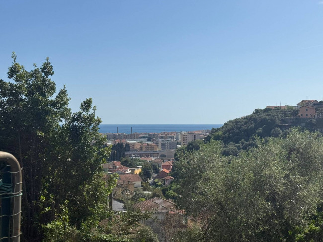 4 locali in Vendita a Imperia