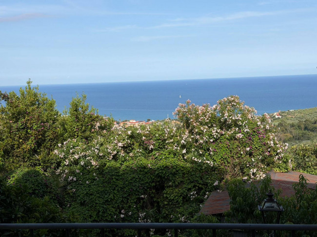 2 locali in Vendita a Diano Marina