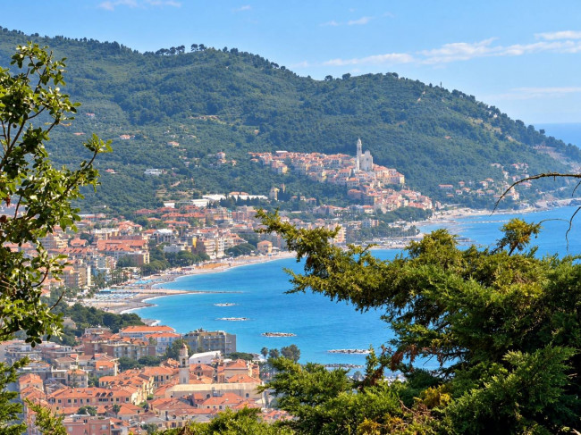 3 locali in Vendita a Diano Marina