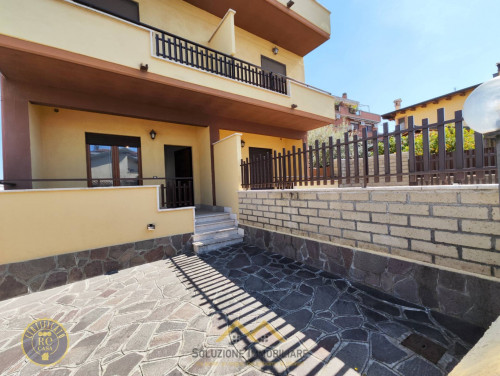 Appartamento in vendita a Santa Maria Delle Mole, Marino (RM)