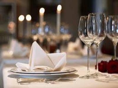 Locale commerciale - artigianale - uffici in vendita a Porto San Giorgio