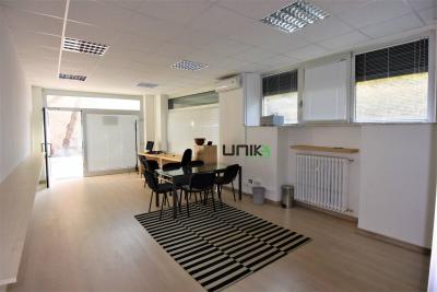 Locale commerciale - artigianale - uffici in vendita a Porto San Giorgio