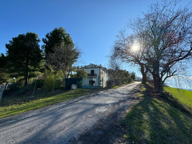 Casa singola - Soluzione indipendente in vendita a Lapedona