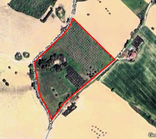 Casa Colonica con Terreno in vendita a Monterubbiano