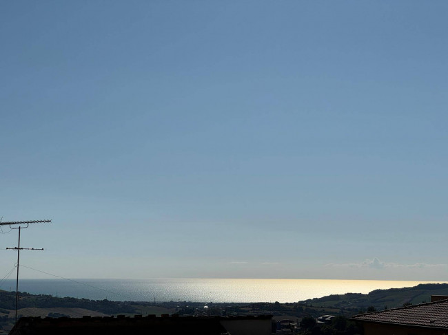 Casa singola - Soluzione indipendente in vendita a Fermo