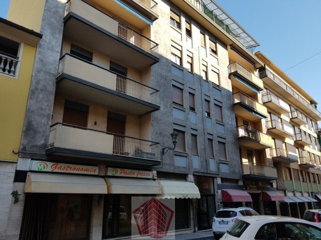  stradella vendita quart:  immobiliare-stradella-di-delmonte-mathia-alex