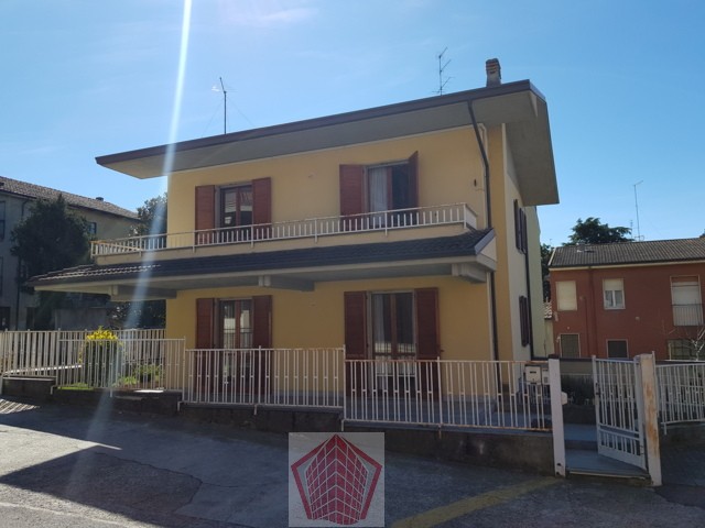  broni vendita quart:  immobiliare-stradella-di-delmonte-mathia-alex