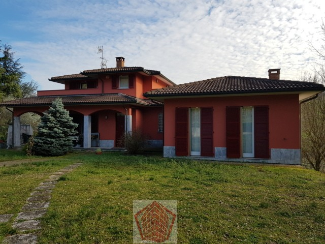 Villa MONTESCANO vendita    Immobiliare Stradella di Delmonte Mathia Alex