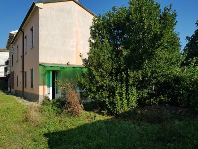  portalbera vendita quart:  immobiliare stradella di delmonte mathia alex