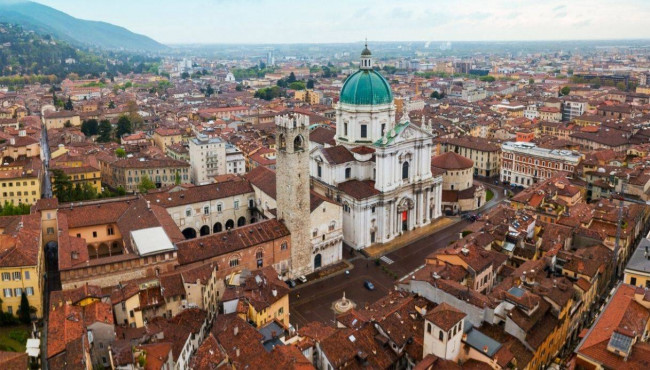 Appartamento in vendita a Centro Storico, Brescia (BS)