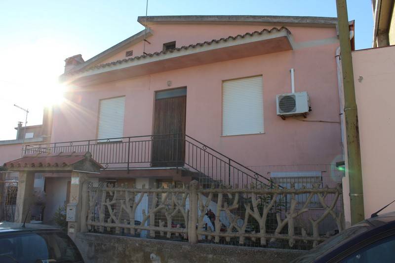  italia vendita quart:  cagliari-case.it