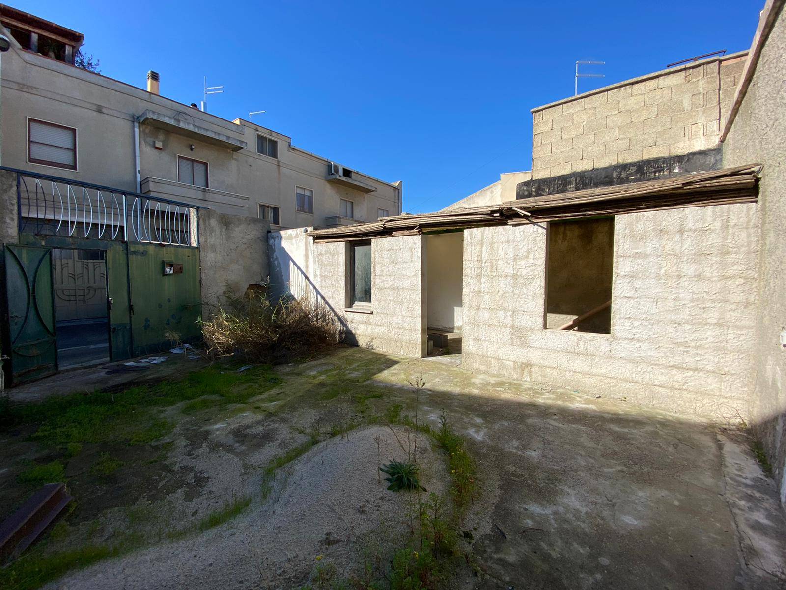 Villa Unifamiliare - Indipendente QUARTU SANT