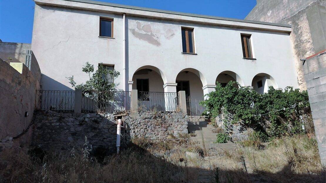 Casa indipendente in vendita a Sardara (CI)