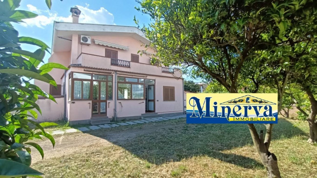 Villino in Bifamiliare in Vendita a Anzio