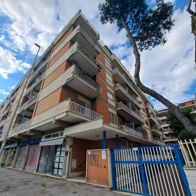 Appartamento in Affitto a Roma