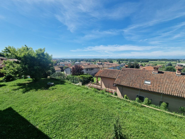 Casa indipendente in vendita a Bra (CN)