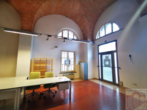 Ufficio in affitto a Livorno (LI)