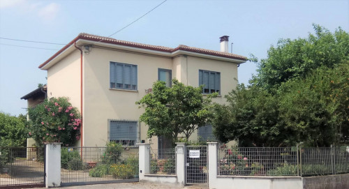 Casa indipendente in Vendita a Vicenza