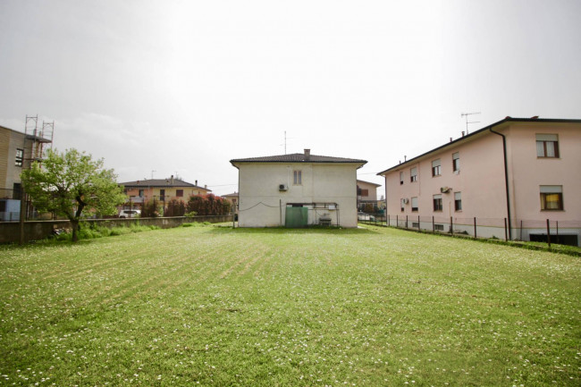 Casa indipendente in Vendita a Montecchio Maggiore