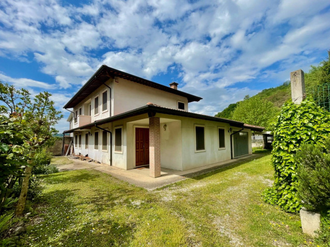 Villa in Vendita a Montecchio Maggiore