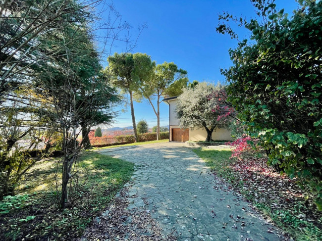 Villa in Vendita a Montecchio Maggiore