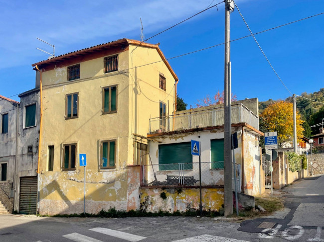 Casa semindipendente in Vendita a Montecchio Maggiore