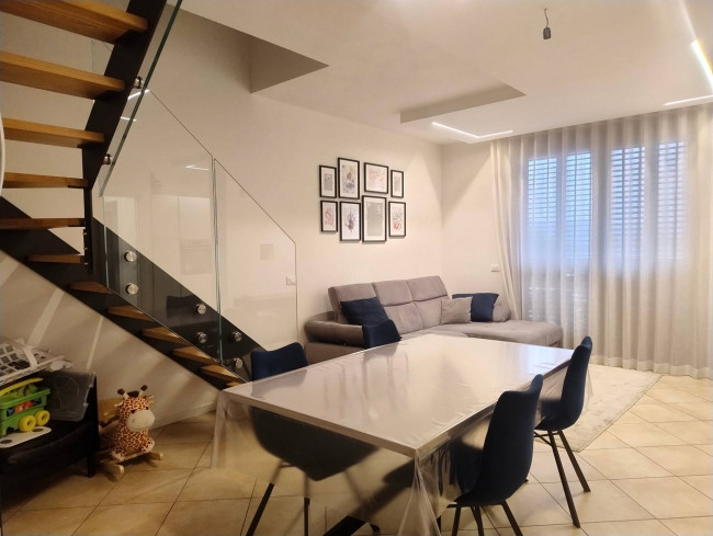 Appartamento 4 locali in Vendita a Vicenza