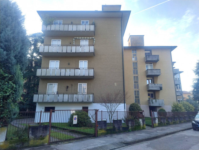 Appartamento 4 locali in Vendita a Vicenza