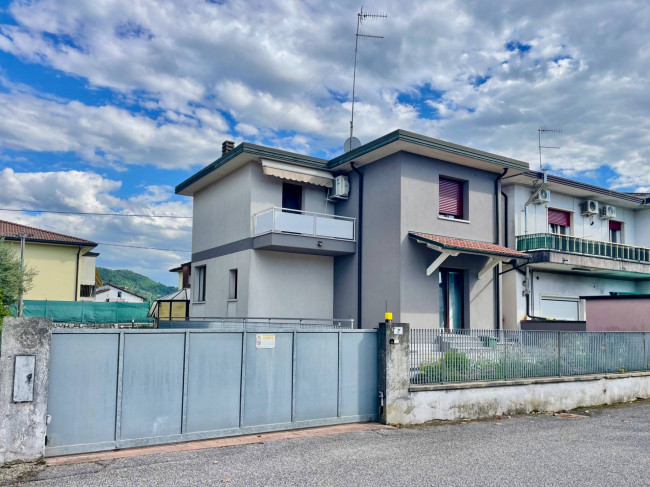 Villetta a schiera in Vendita a Montecchio Maggiore