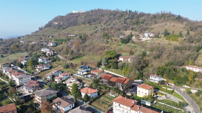 Appartamento 4 locali in Vendita a Montecchio Maggiore
