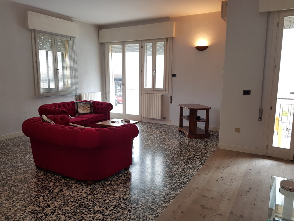 Appartamento JESOLO vendita  Piazza Trieste  Rizzato Immobiliare