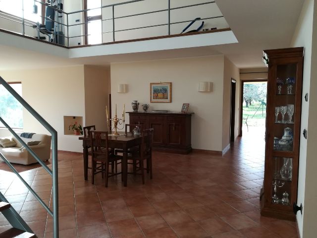 Villa MANOPPELLO vendita    Immobiliare Lattanzio e Miccoli snc