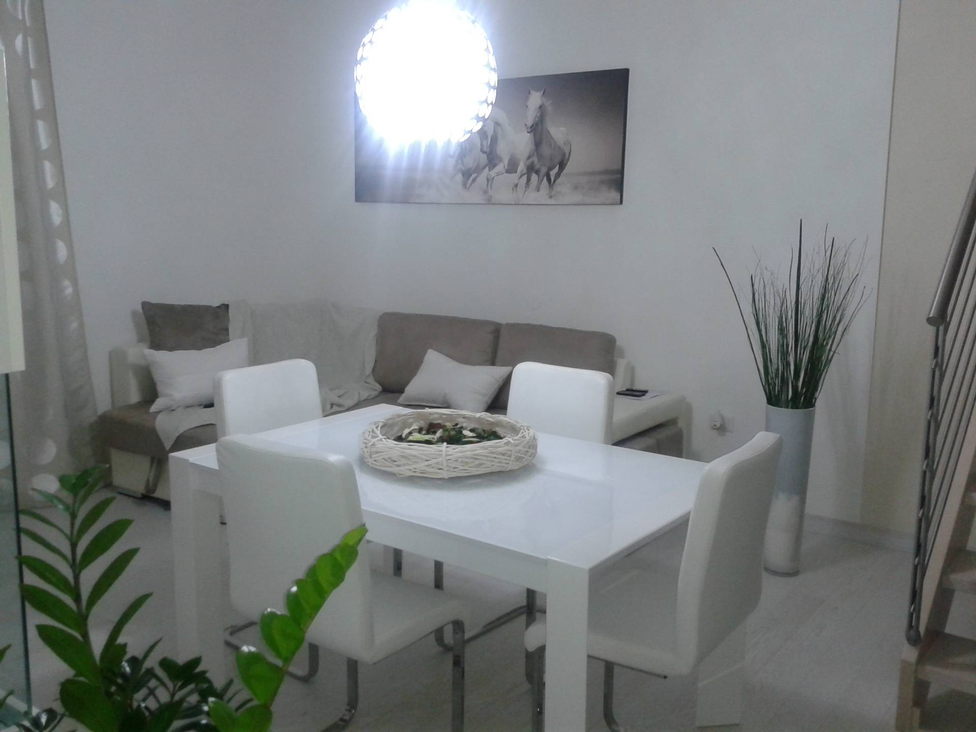 Villa Bifamiliare LETTOMANOPPELLO vendita    Immobiliare Lattanzio e Miccoli snc