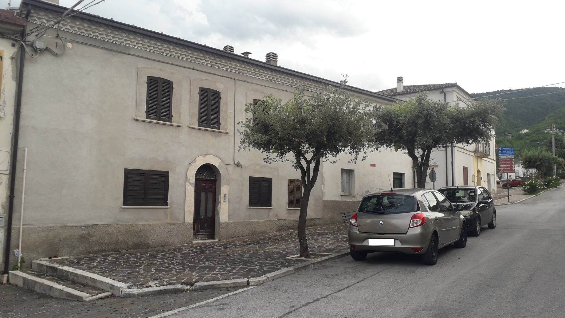 Casa indipendente in vendita a Serramonacesca (PE)