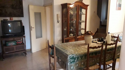 Casa indipendente in vendita a Serramonacesca (PE)