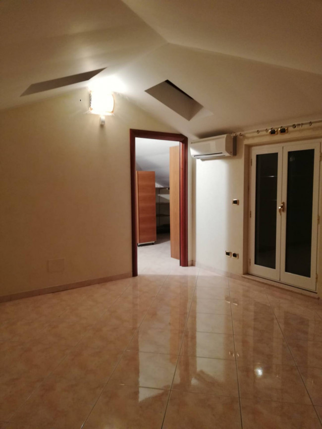 Duplex in affitto a Villa Oliveti, Rosciano (PE)