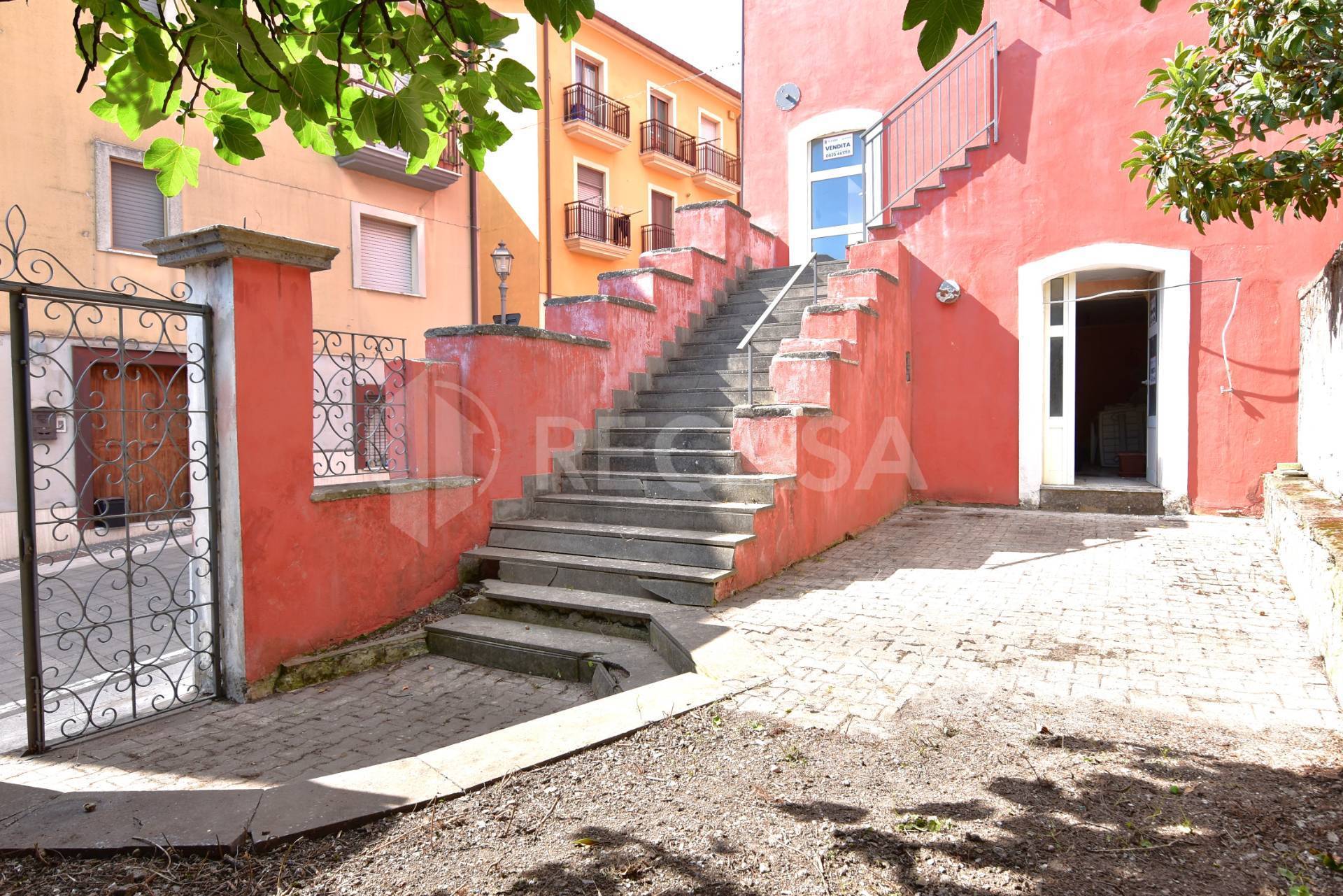 Casa semi-indipendente in vendita a Manocalzati (AV)