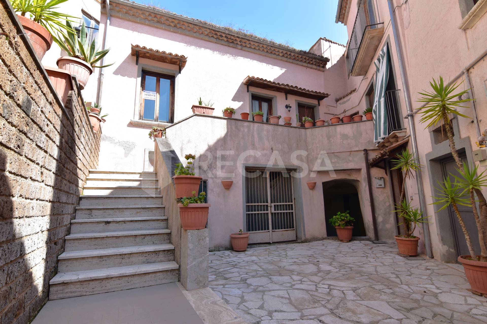 Casa semi-indipendente in vendita a Altavilla Irpina (AV)