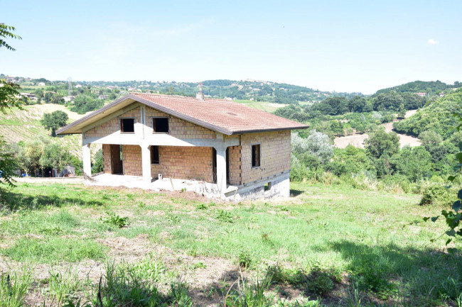 Villa in vendita a Prata Di Principato Ultra (AV)