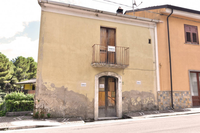 Casa semi-indipendente in vendita a Ospedaletto D'alpinolo (AV)