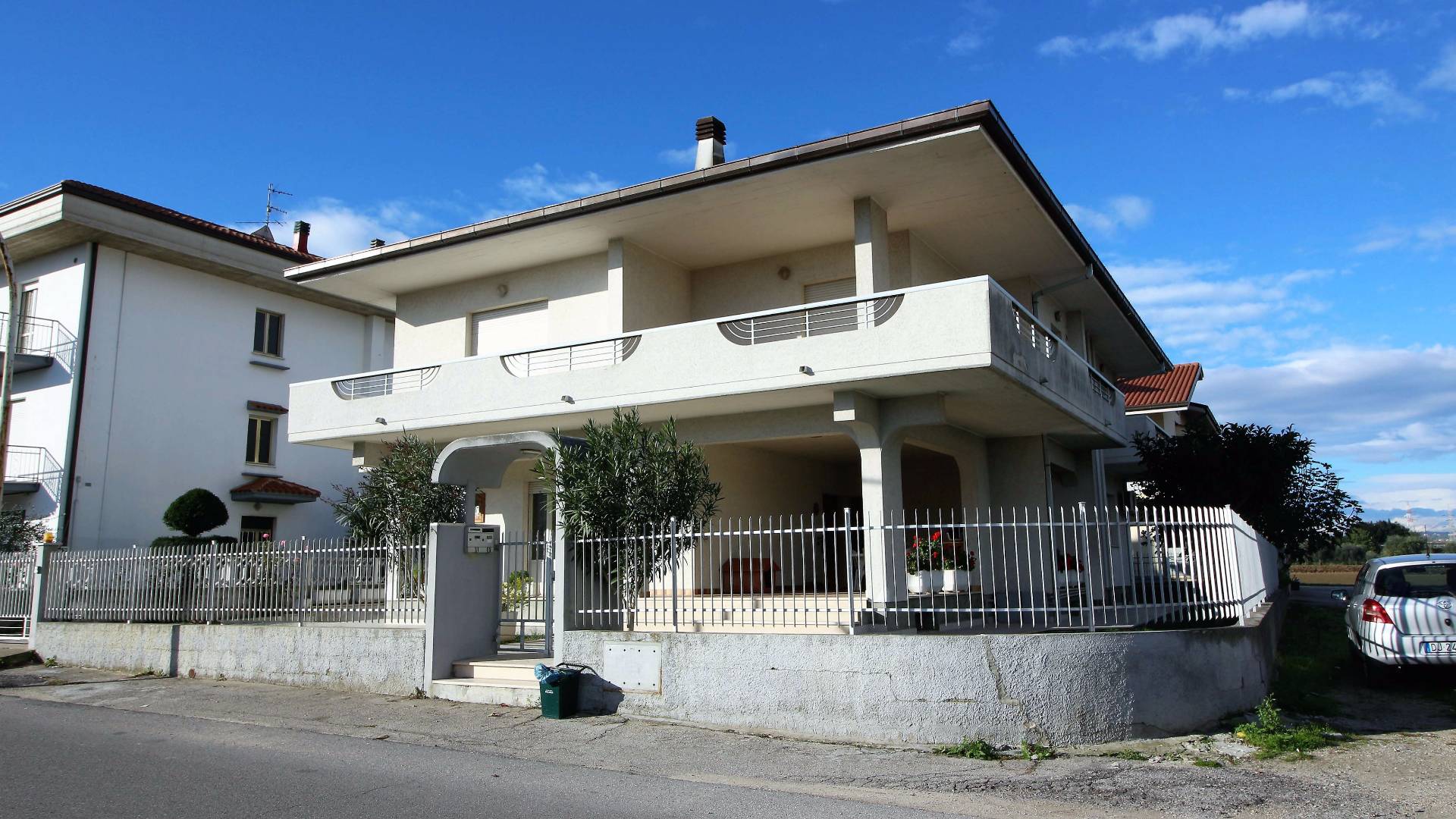 Villa Unifamiliare - Indipendente ALBA ADRIATICA vendita    Succitti Enzo