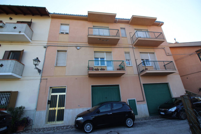 Appartamento in vendita a Rocciano, Teramo (TE)
