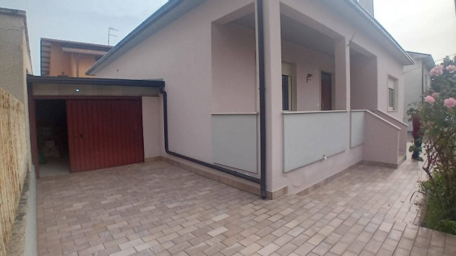 Casa indipendente in vendita a Giulianova (TE)