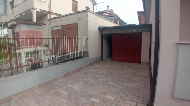 Casa indipendente in vendita a Giulianova (TE)