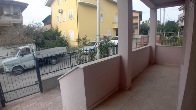 Casa indipendente in vendita a Giulianova (TE)