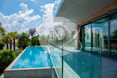 Villa in vendita a Comano