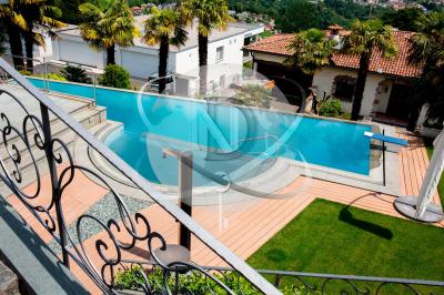 Villa in vendita a Comano