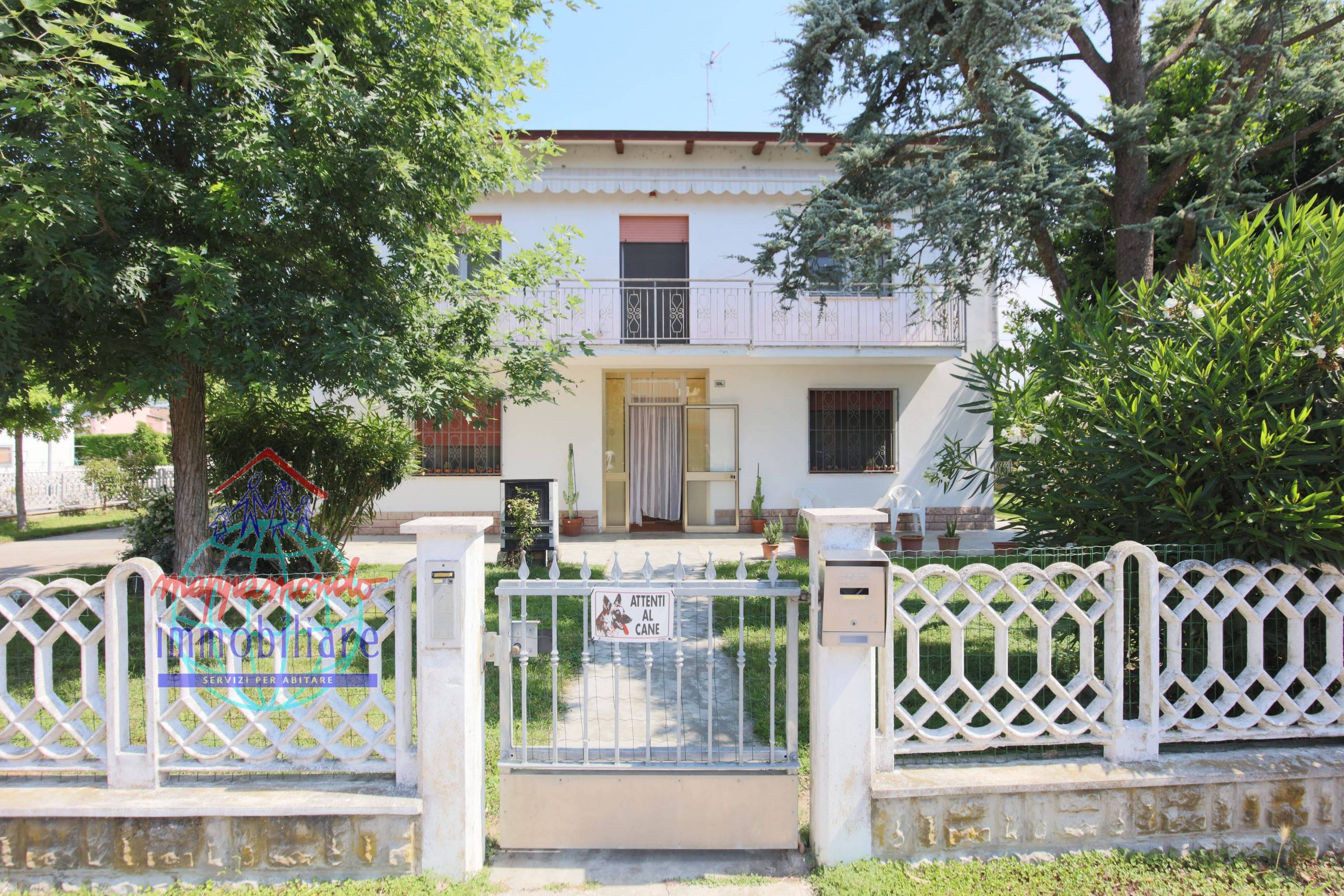 Villa in vendita a Bondeno (FE)