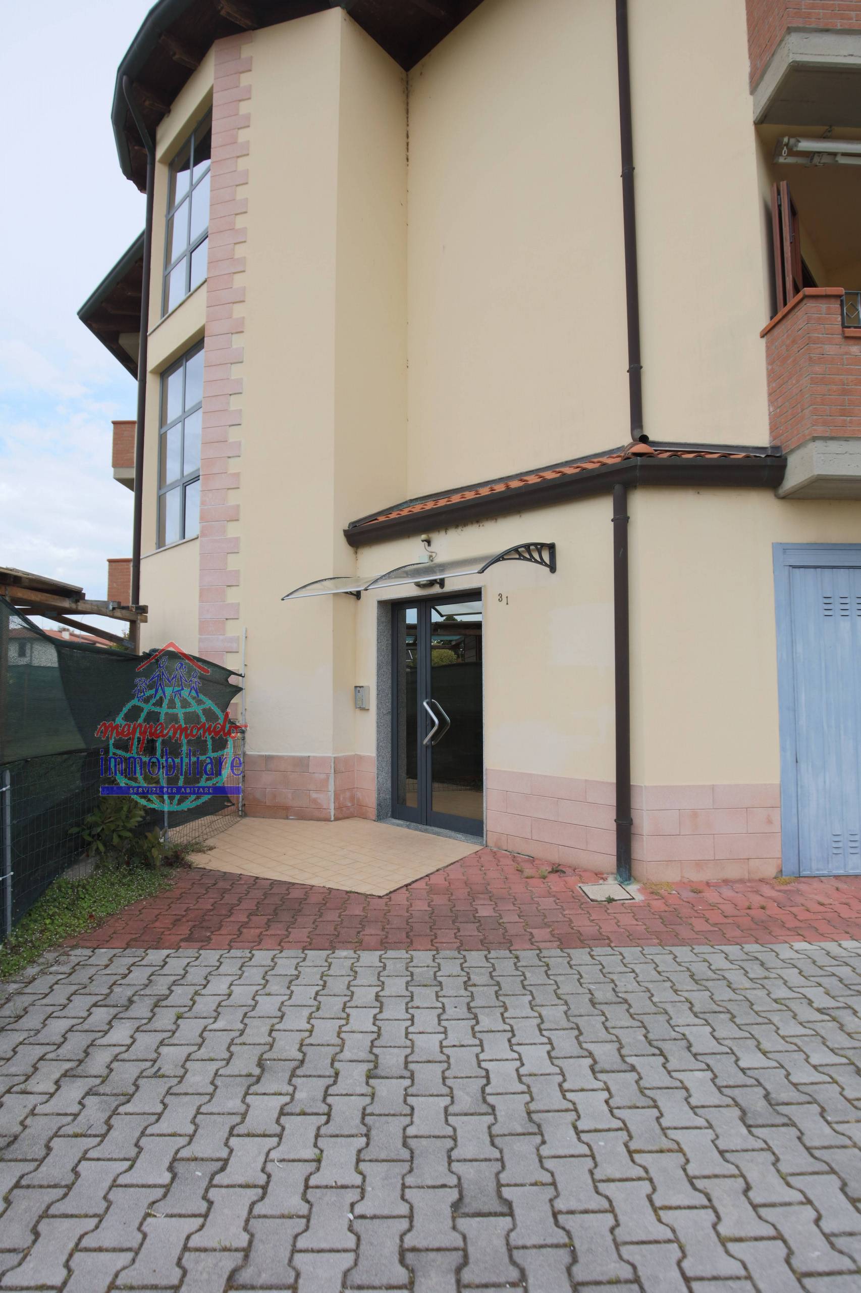 Appartamento in vendita a Cento (FE)